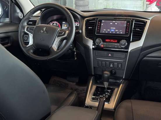MITSUBISHI-L200 TRITON-2024