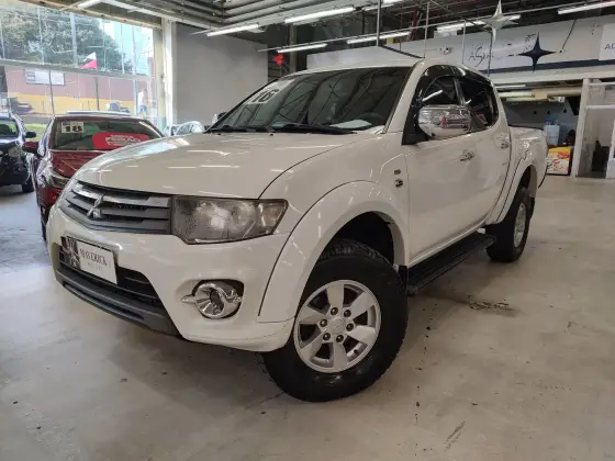 MITSUBISHI L200 TRITON 3.5 HPE 4X4 CD V6 24V FLEX 4P AUTOMÁTICO MITSUBISHI L200 TRITON 3.5 HPE 4X4 CD V6 24V FLEX 4P AUTOMÁTICO