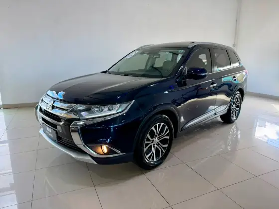 MITSUBISHI OUTLANDER 2.2 4X4 16V DIESEL 4P AUTOMÁTICO MITSUBISHI OUTLANDER 2.2 4X4 16V DIESEL 4P AUTOMÁTICO
