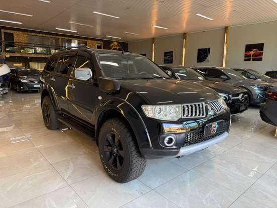 MITSUBISHI-PAJERO DAKAR-3.2 HPE 4X4 7 LUGARES 16V TURBO INTERCOOLER DIESEL 4P AUTOMÁTICO MITSUBISHI-PAJERO DAKAR-2012