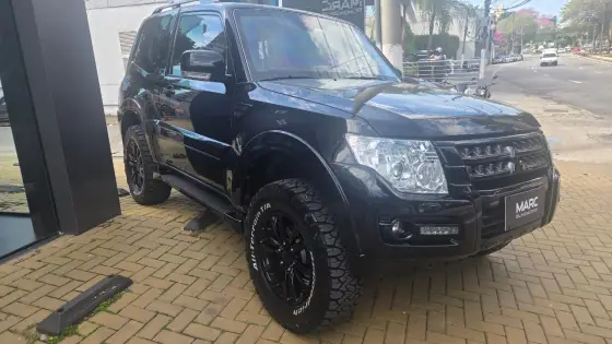 MITSUBISHI PAJERO FULL 3.2 HPE 4X4 16V TURBO INTERCOOLER DIESEL 2P AUTOMÁTICO MITSUBISHI PAJERO FULL 3.2 HPE 4X4 16V TURBO INTERCOOLER DIESEL 2P AUTOMÁTICO