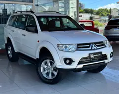 MITSUBISHI PAJERO FULL 3.2 HPE 4X4 16V TURBO INTERCOOLER DIESEL 4P AUTOMÁTICO MITSUBISHI PAJERO FULL 3.2 HPE 4X4 16V TURBO INTERCOOLER DIESEL 4P AUTOMÁTICO