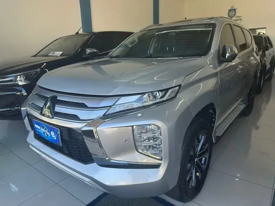 MITSUBISHI PAJERO SPORT 2.4 16V MIVEC TURBO DIESEL HPE AWD AUTOMÁTICO MITSUBISHI PAJERO SPORT 2.4 16V MIVEC TURBO DIESEL HPE AWD AUTOMÁTICO