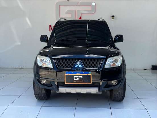 MITSUBISHI-PAJERO TR4-2013