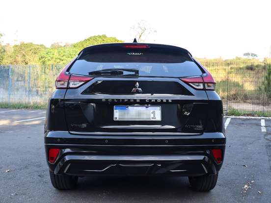 MITSUBISHI-ECLIPSE CROSS-1.5 MIVEC TURBO GASOLINA HPE BLACK CVT MITSUBISHI-ECLIPSE CROSS-2025