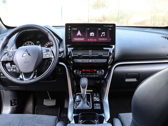 MITSUBISHI-ECLIPSE CROSS-1.5 MIVEC TURBO GASOLINA HPE BLACK CVT MITSUBISHI-ECLIPSE CROSS-2025
