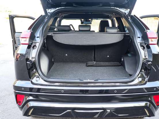 MITSUBISHI-ECLIPSE CROSS-1.5 MIVEC TURBO GASOLINA HPE BLACK CVT MITSUBISHI-ECLIPSE CROSS-2025