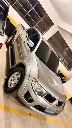 MITSUBISHI-L200 TRITON-2011