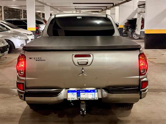MITSUBISHI-L200 TRITON-3.5 HPE 4X4 CD V6 24V FLEX 4P AUTOMÁTICO MITSUBISHI-L200 TRITON-2011