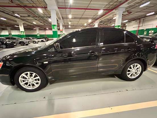 MITSUBISHI-LANCER-2015
