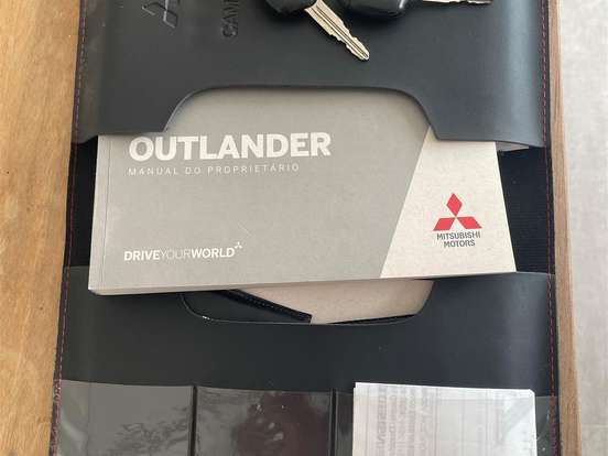 MITSUBISHI-OUTLANDER-2.0 16V GASOLINA 4P AUTOMÁTICO MITSUBISHI-OUTLANDER-2015
