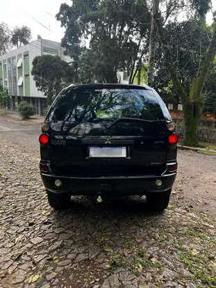 MITSUBISHI-PAJERO-2008