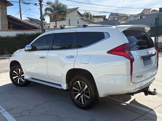 MITSUBISHI-PAJERO SPORT-2.4 16V MIVEC TURBO DIESEL HPE AWD AUTOMÁTICO MITSUBISHI-PAJERO SPORT-2019