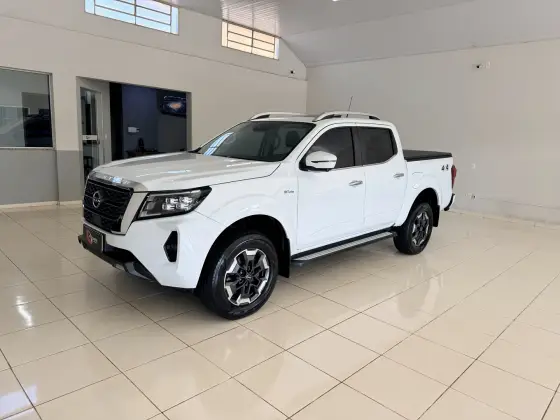 NISSAN FRONTIER 2.3 16V TURBO DIESEL PLATINUM CD 4X4 AUTOMÁTICO NISSAN FRONTIER 2.3 16V TURBO DIESEL PLATINUM CD 4X4 AUTOMÁTICO