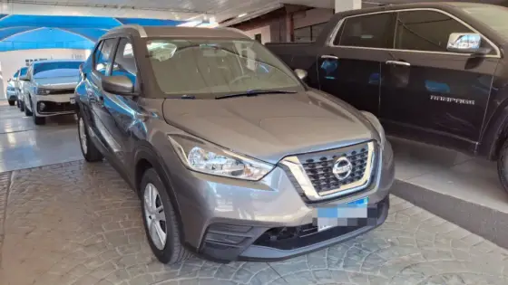 NISSAN KICKS 1.6 16V FLEXSTART S 4P XTRONIC NISSAN KICKS 1.6 16V FLEXSTART S 4P XTRONIC
