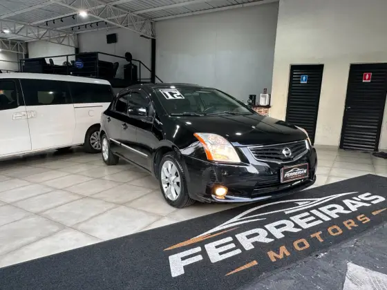 NISSAN SENTRA 2.0 SL 16V FLEX 4P AUTOMÁTICO NISSAN SENTRA 2.0 SL 16V FLEX 4P AUTOMÁTICO
