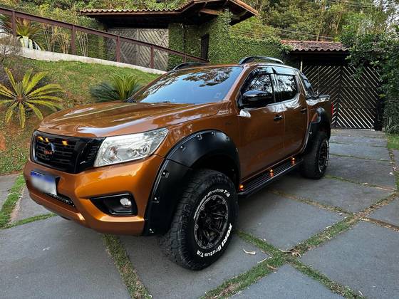 NISSAN FRONTIER 2.3 16V TURBO DIESEL LE CD 4X4 AUTOMÁTICO