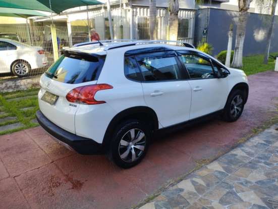 PEUGEOT-2008-2019