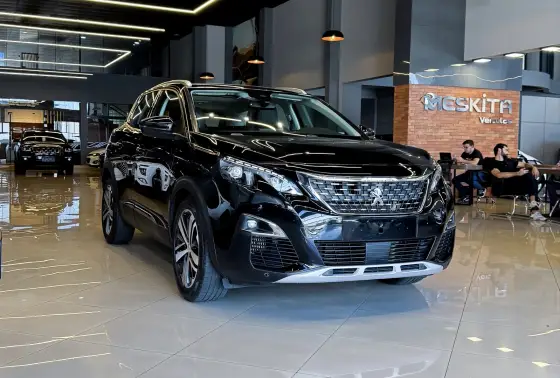 PEUGEOT 3008 1.6 GRIFFE THP 16V GASOLINA 4P AUTOMÁTICO PEUGEOT 3008 1.6 GRIFFE THP 16V GASOLINA 4P AUTOMÁTICO