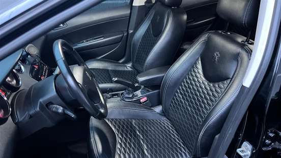 PEUGEOT-308-2017