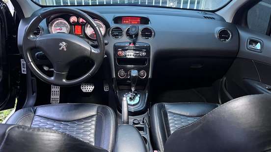 PEUGEOT-308-2017