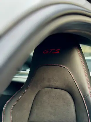 PORSCHE-718-2025