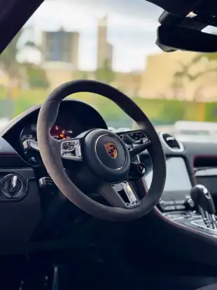PORSCHE-718-2025