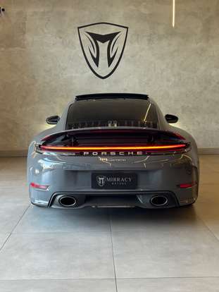 PORSCHE-911-2024