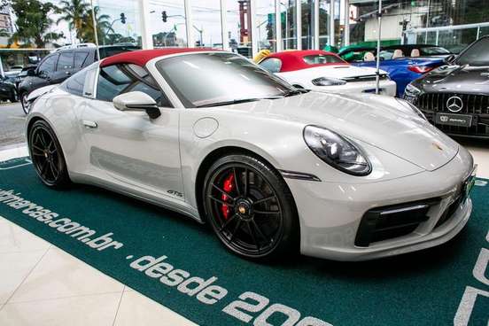 PORSCHE-911-2023