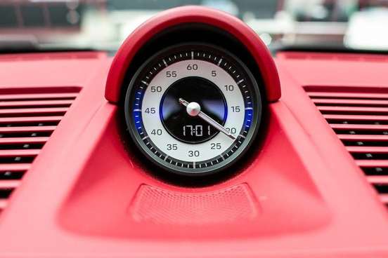 PORSCHE-911-2023