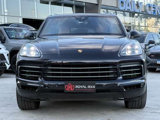 PORSCHE-CAYENNE-2019