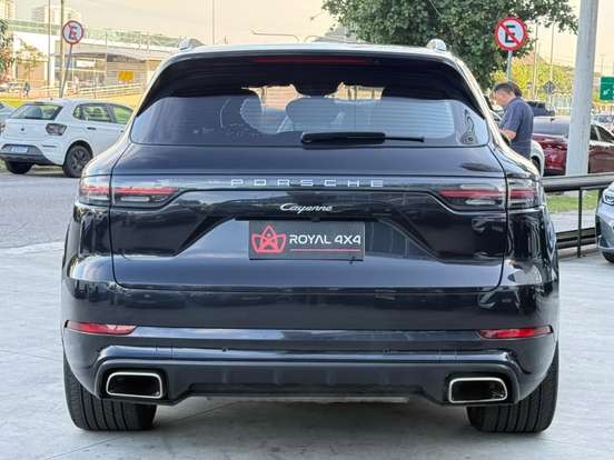 PORSCHE-CAYENNE-2019