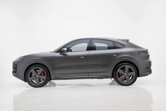 PORSCHE-CAYENNE-2024