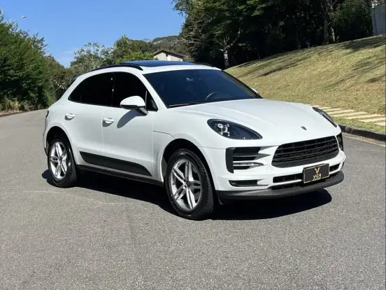 PORSCHE-MACAN-2021