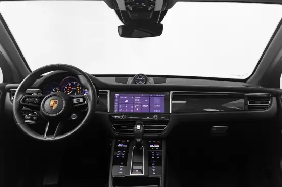 PORSCHE-MACAN-2023