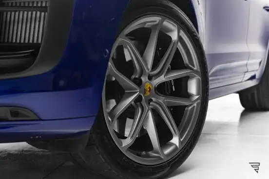 PORSCHE-MACAN-2023