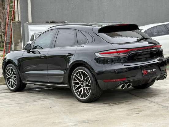PORSCHE-MACAN-2021