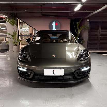 PORSCHE-PANAMERA-2023