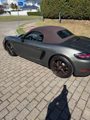 PORSCHE-718-2024
