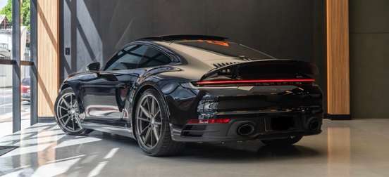 PORSCHE-911-2024