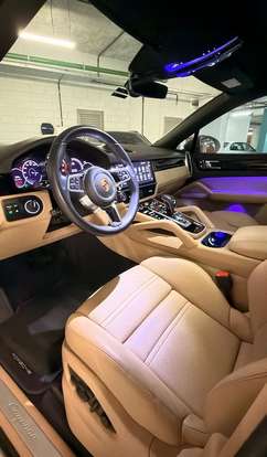 PORSCHE-CAYENNE-2022