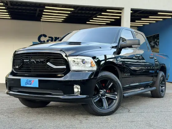 RAM CLASSIC 5.7 V8 GASOLINA LARAMIE CD 4X4 AUTOMÁTICO RAM CLASSIC 5.7 V8 GASOLINA LARAMIE CD 4X4 AUTOMÁTICO