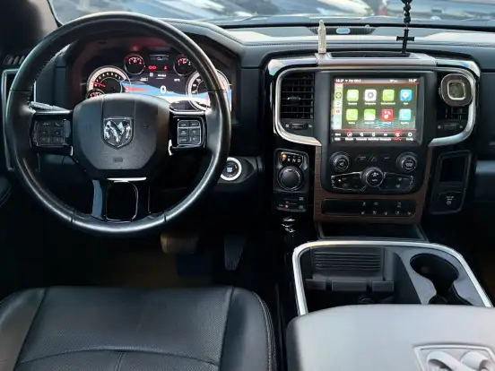 RAM-CLASSIC-5.7 V8 GASOLINA LARAMIE CD 4X4 AUTOMÁTICO RAM-CLASSIC-2022