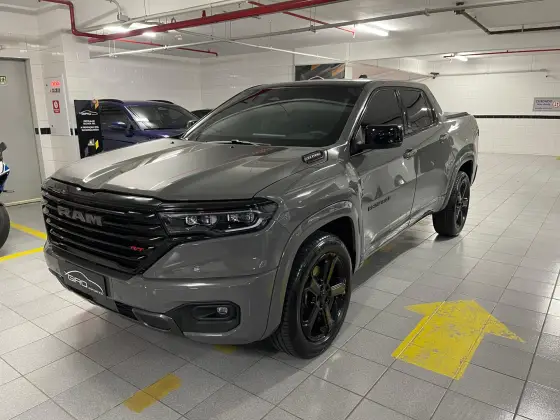 RAM RAMPAGE 2.0 HURRICANE 4 TURBO GASOLINA R/T 4X4 AUTOMÁTICO