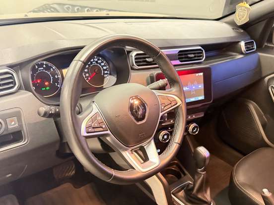 RENAULT-DUSTER-2023
