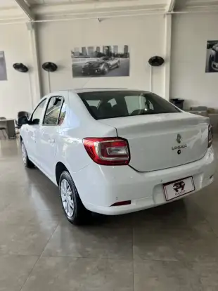 RENAULT-LOGAN-2024