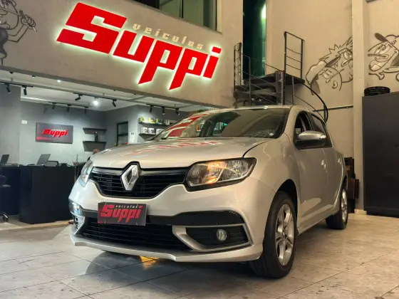 RENAULT SANDERO 1.6 16V SCE FLEX GT LINE MANUAL RENAULT SANDERO 1.6 16V SCE FLEX GT LINE MANUAL