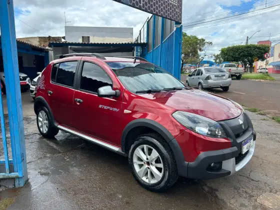 RENAULT SANDERO 1.6 STEPWAY 16V FLEX 4P MANUAL RENAULT SANDERO 1.6 STEPWAY 16V FLEX 4P MANUAL