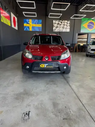 RENAULT SANDERO 1.6 STEPWAY 16V FLEX 4P MANUAL RENAULT SANDERO 1.6 STEPWAY 16V FLEX 4P MANUAL