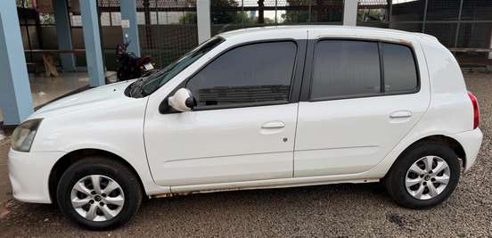 RENAULT-CLIO-2016